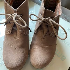 Toms - Women’s Wedge Boots